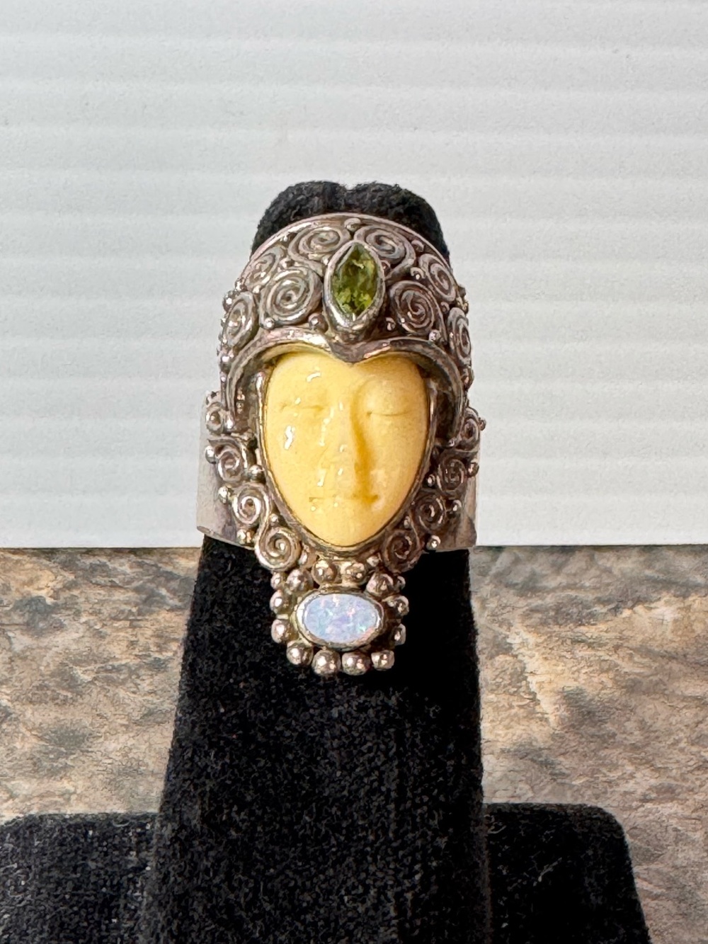 Sajen 925 Carved Goddesses Ring Opal & Peridot Accents Size 8